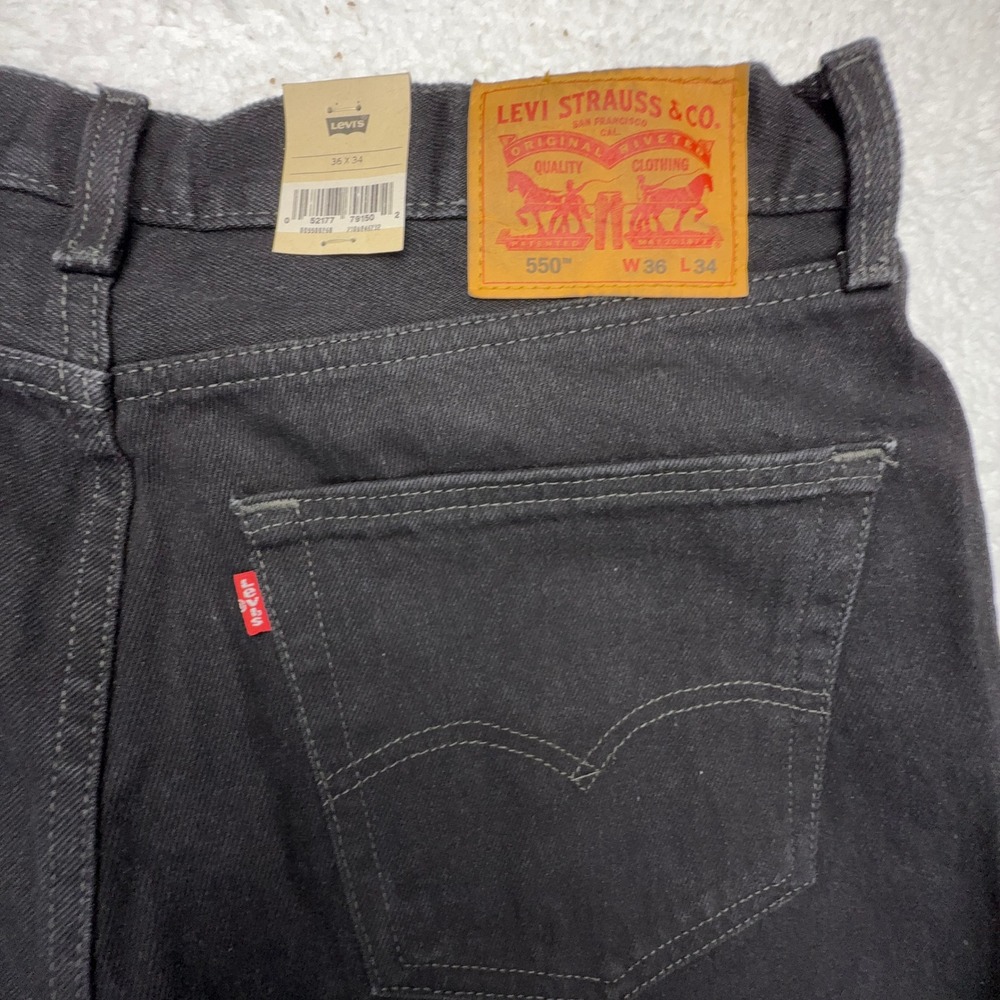 Levis 550 Relaxed Fit Jeans Mens 36x34 Black Denim 00550-0260 NWT